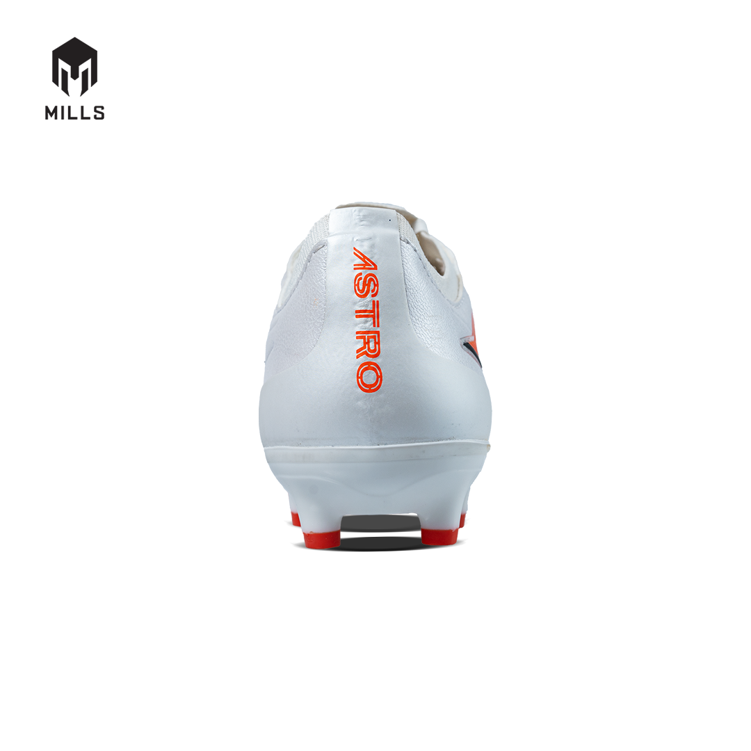 MILLS SEPATU SEPAKBOLA ASTRO VIZARE ELITE FG WHITE PEARLIZED/ORANGE/BLACK 9305104