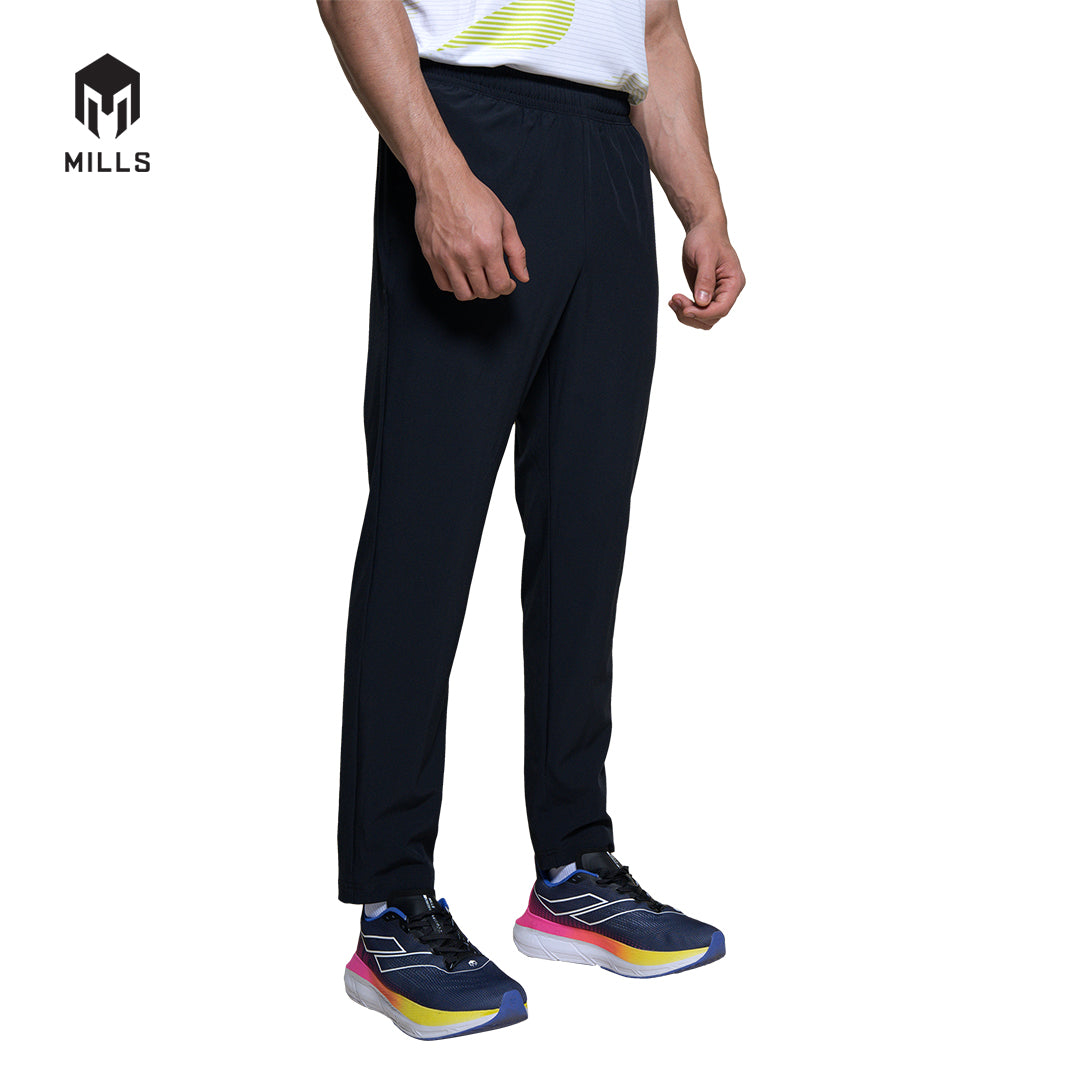 MILLS Celana Training Track Pant Nero 03000004