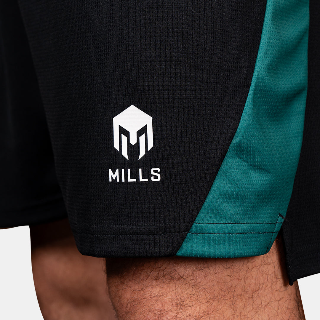 MILLS CELANA PENDEK OLAHRAGA SEPAKBOLA GELORA FOOTBALL SHORT BLACK 03100289