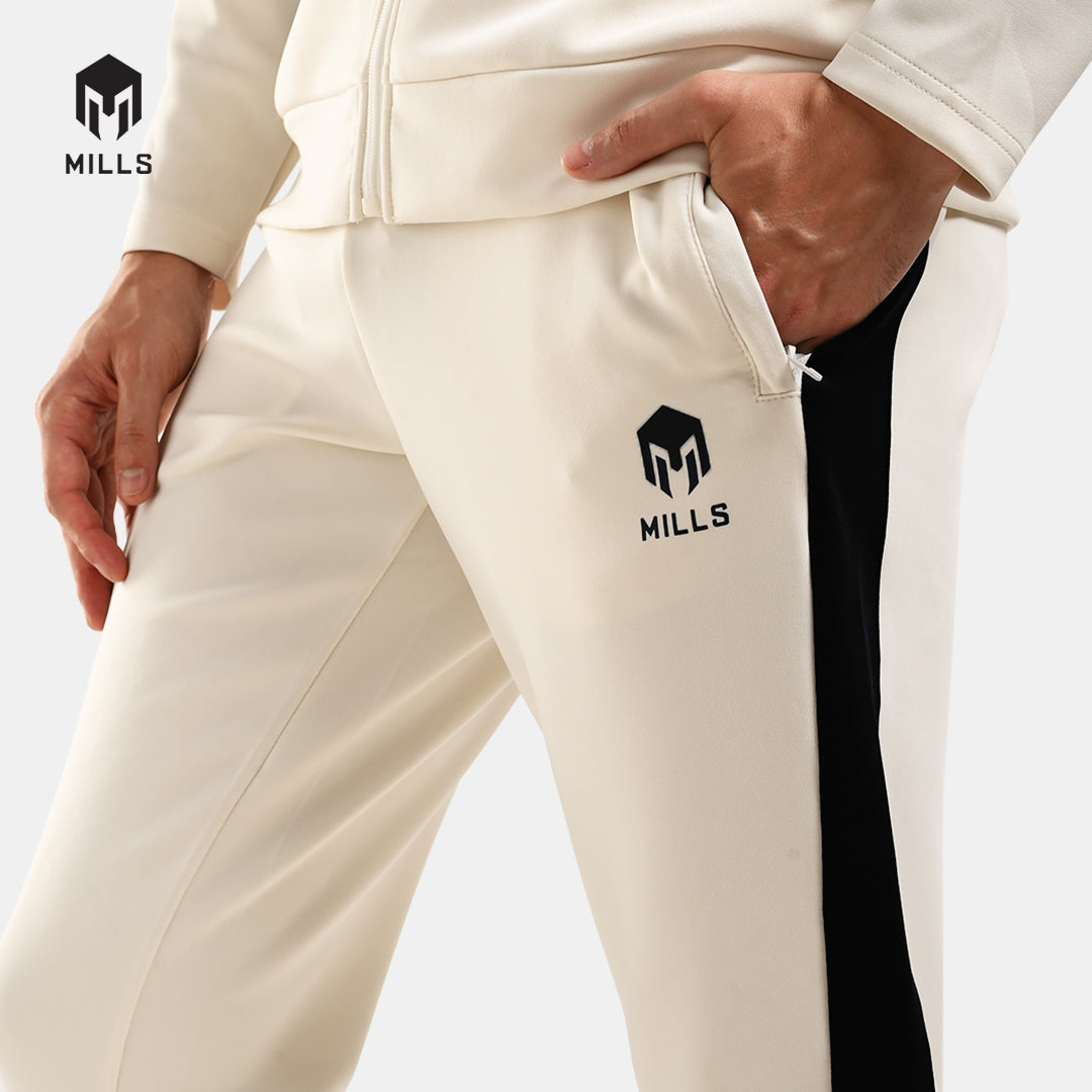MILLS Celana Training Track Pant Drei 03700124