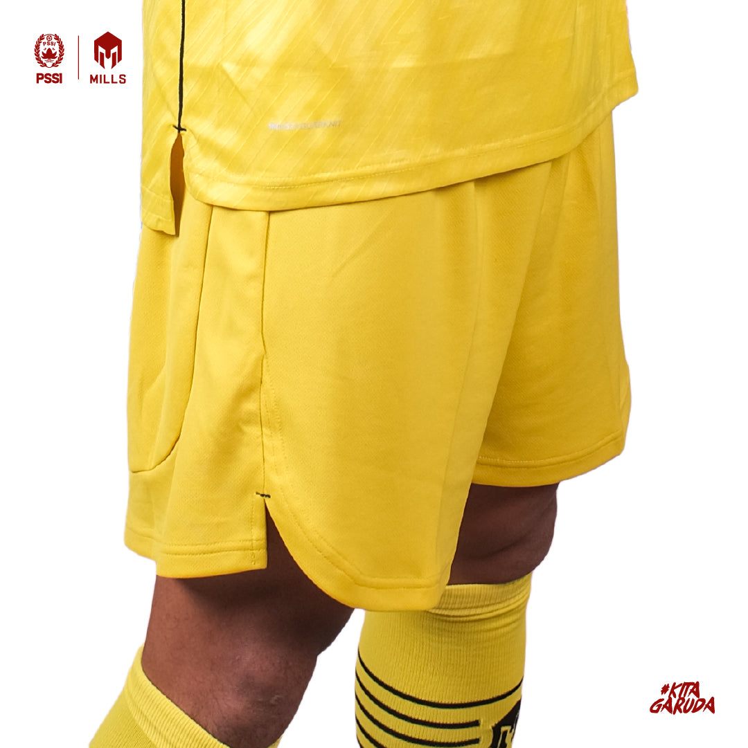 MILLS CELANA TIMNAS INDONESIA FOOTBAL SHORT AWAY GK 3114INA YELLOW